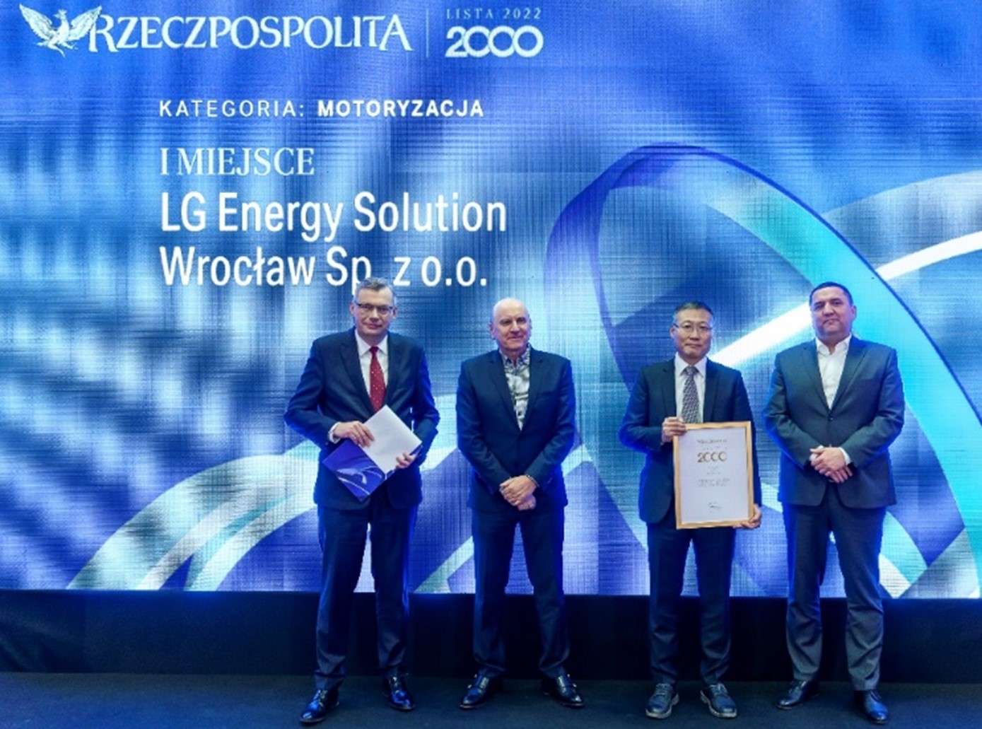 lg-energy-solution-wroclaw-named-top-10-contributor-to-polish-economy-no-1-contributor-in-automotive-sector_1.jpg