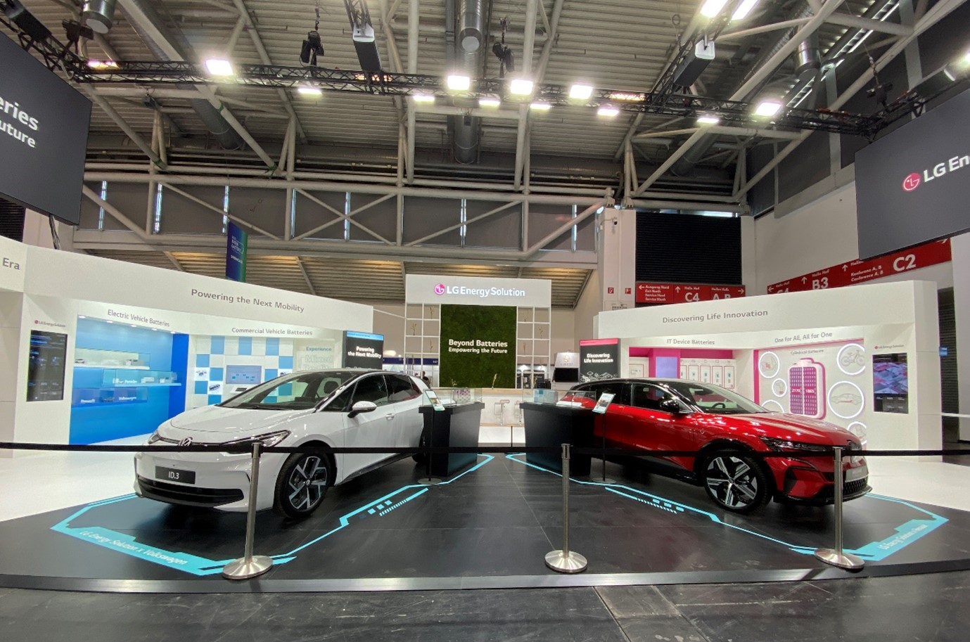lg-energy-solution-stands-out-for-global-leadership-at-interbattery-europe-2023_1.jpg