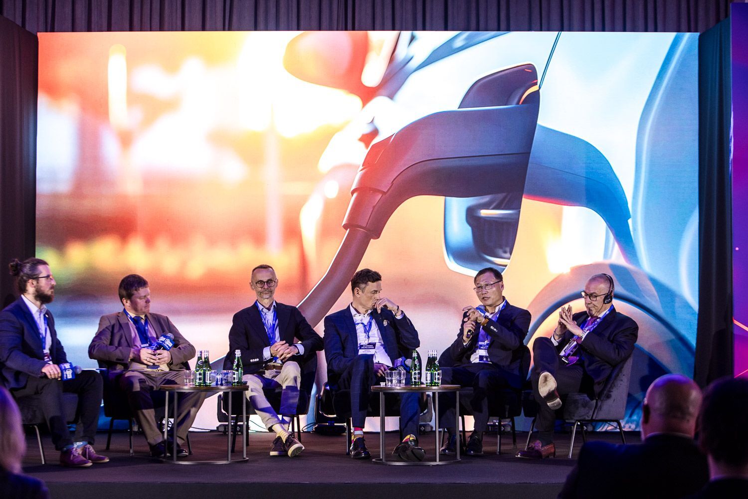 Panel at the 12th Polish Chemistry Congress (Yong Girl Lee is at second from right) (Source: Polish Chemistry Congress LinkedIn)