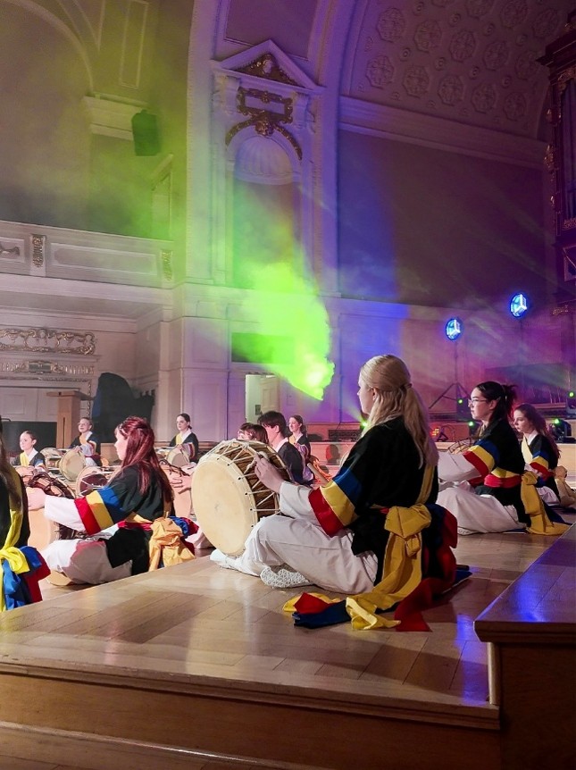 Samulnori performance by Korean Studies students at AMU