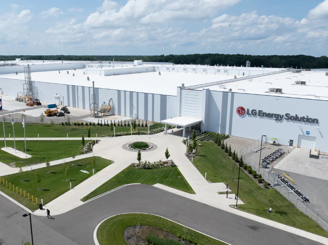 LG Energy Solution Michigan-Lansing factory exterior or production