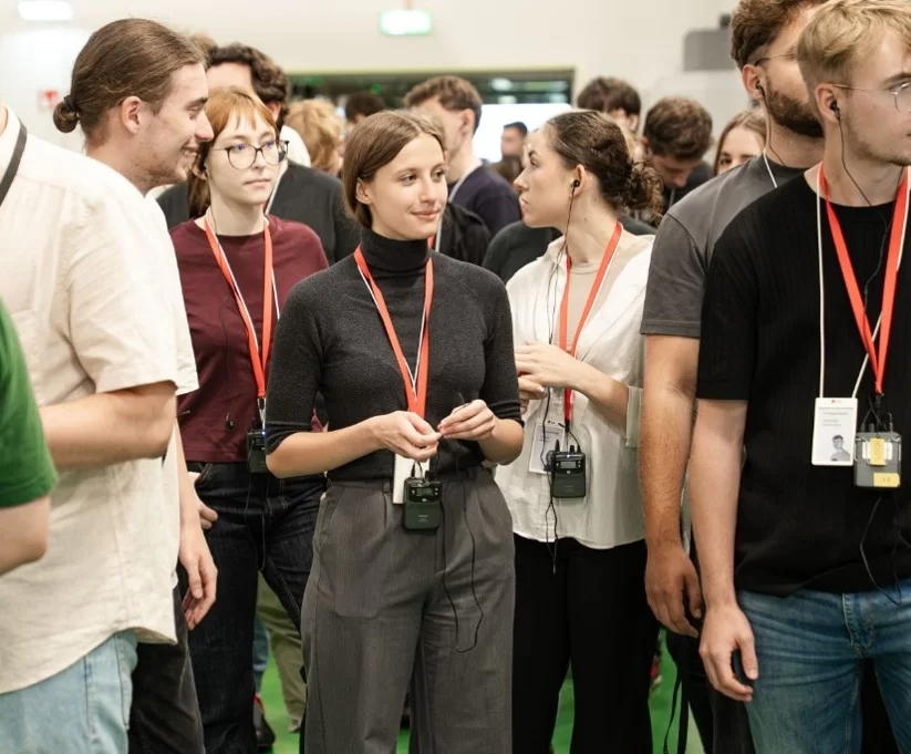 A group of interns during a line tour at LG Energy Solution Wroclaw